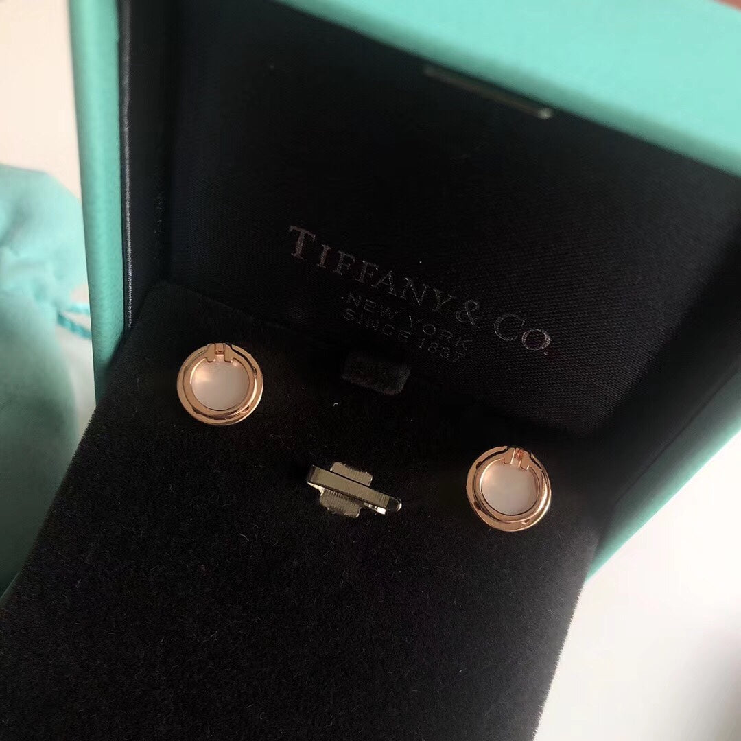 Tiffany Mother-Of-Pearl Circle 18K Gold Earrings