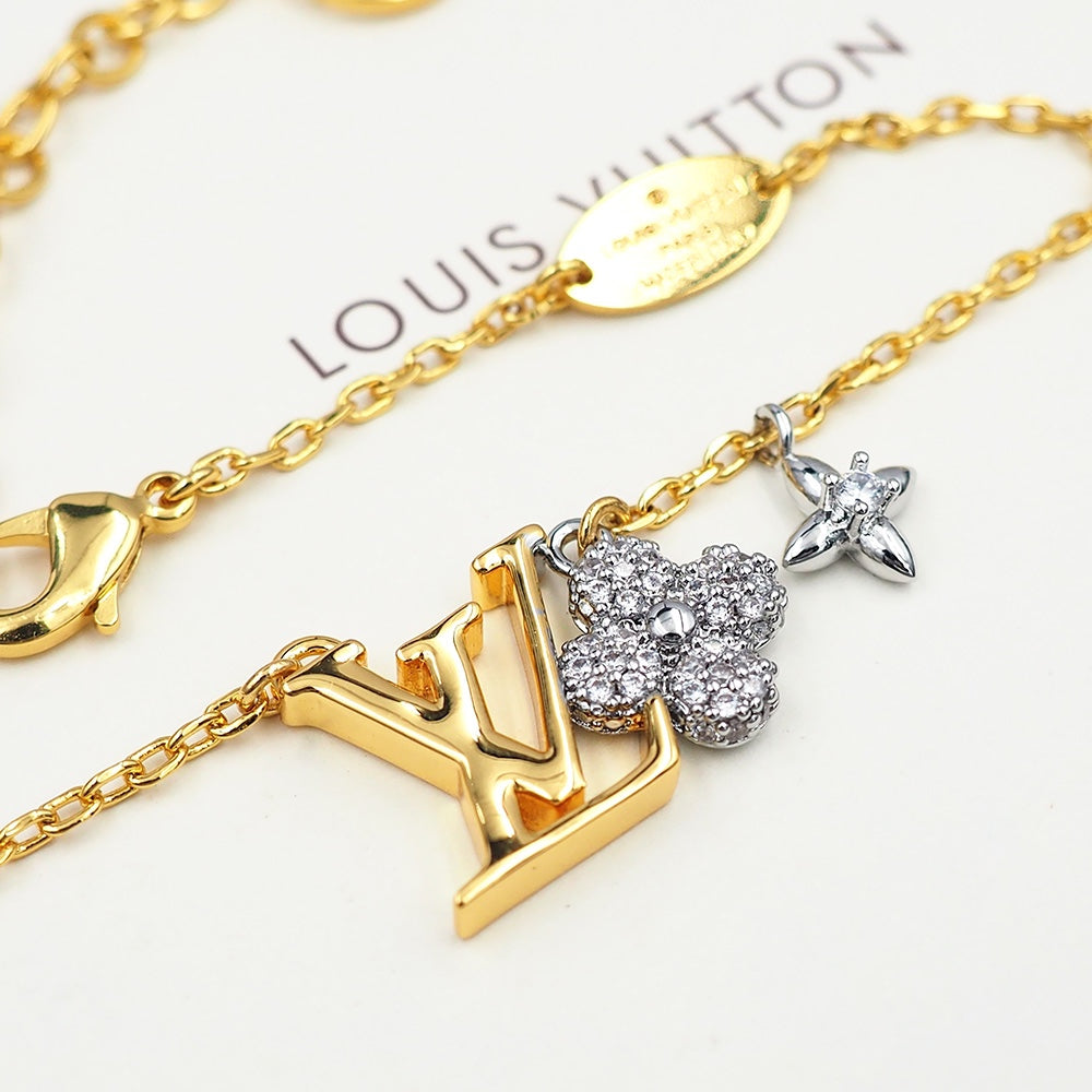 Louis Vuitton Gram Diamond 18K Gold Bracelet