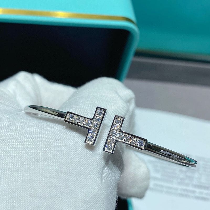 Tiffany Diamond Wire 18K Gold Bracelet