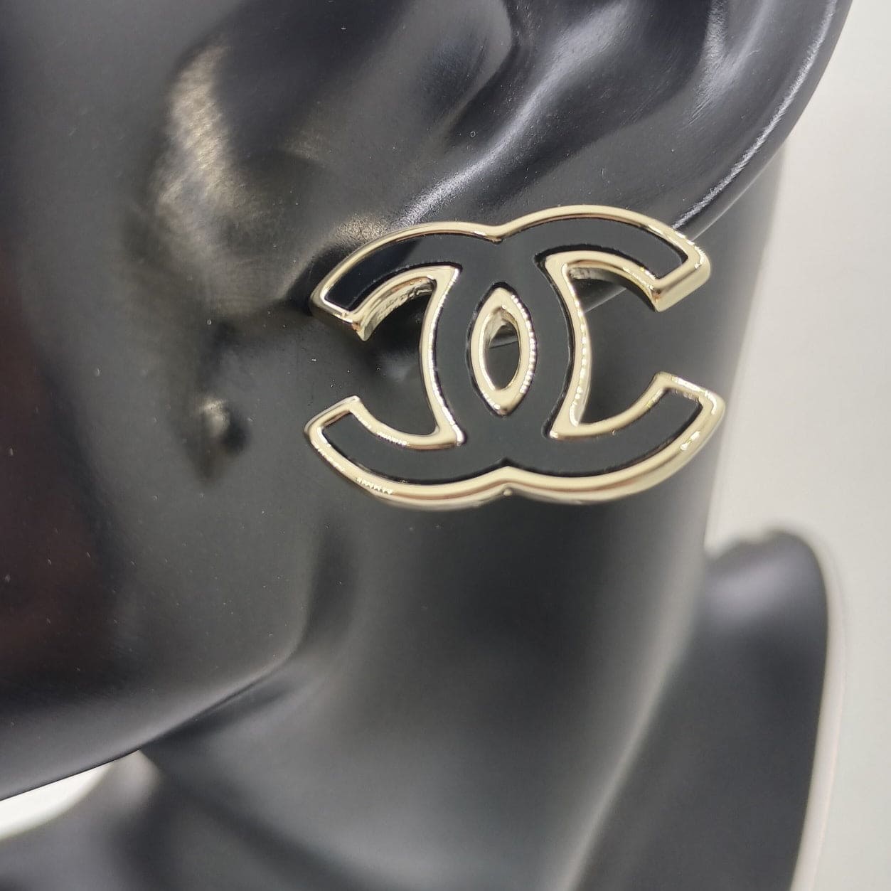 Chanel Black 18K Gold Earrings
