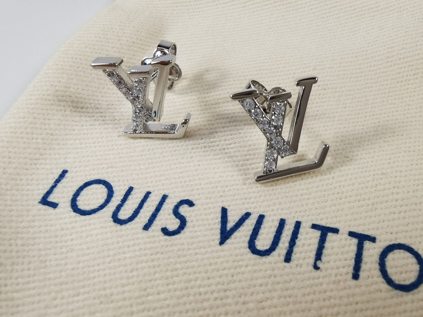 Louis Vuitton Iconic Diamond 18K Gold Earrings