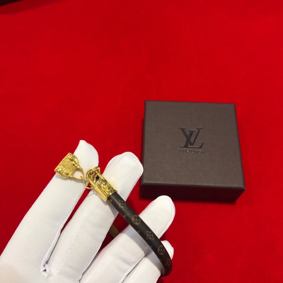 Louis Vuitton Alma 18K Gold Bracelet