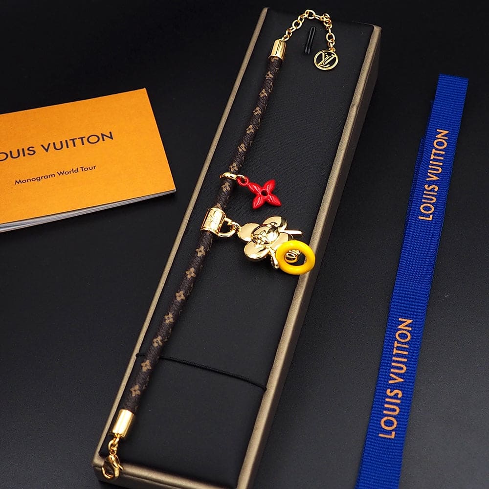 Louis Vuitton VIVIENNE POOL 18K Gold Bracelet