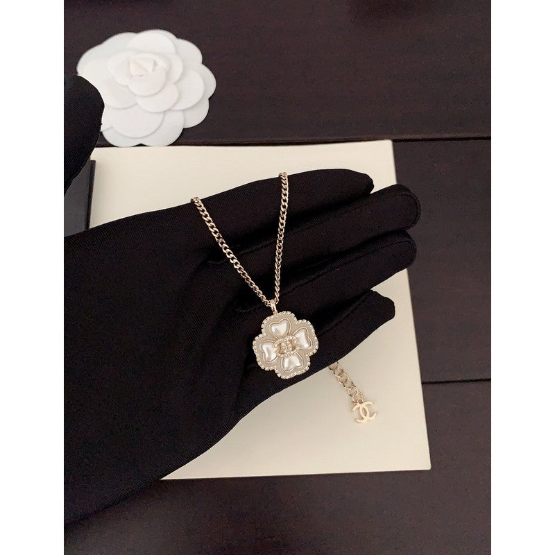 Chanel Camellia Pearl 18K Gold Necklace