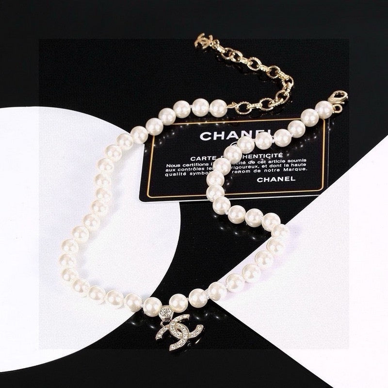 Chanel Pearl Chain Diamond 18K Gold Necklace