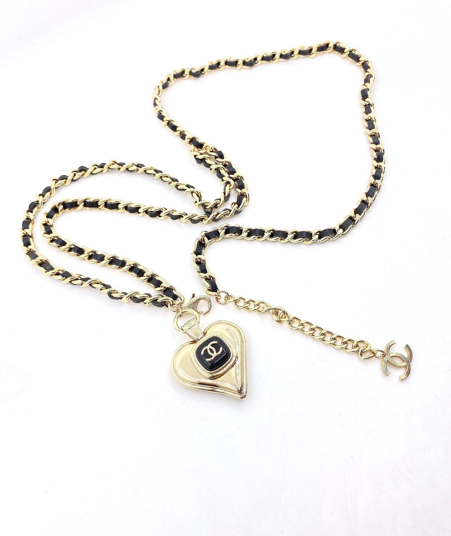 Chanel Heart Pendant 18K Gold Necklace