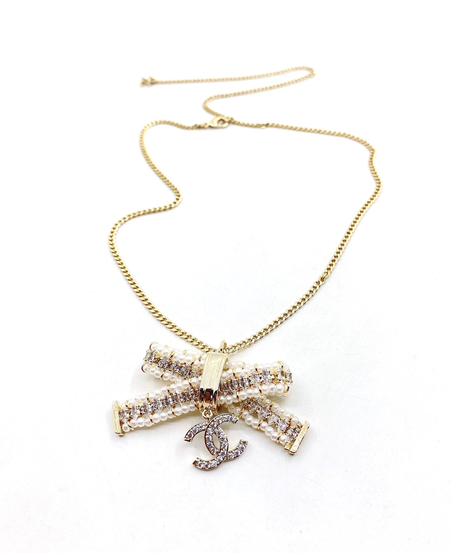 Chanel Bow Tie 18K Gold Necklace
