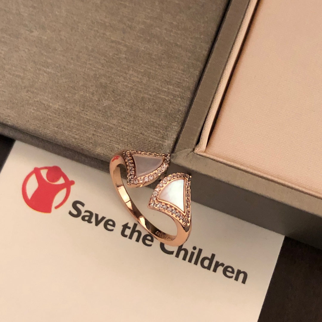 Bvlgari BVLGARI Dream Pearl 18K Gold Ring