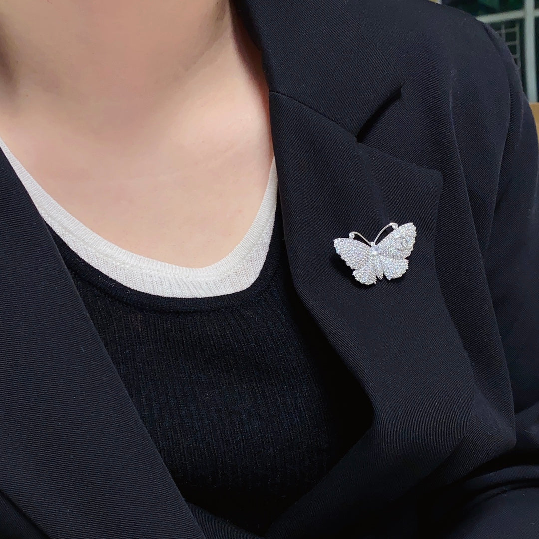 Chanel Butterfly Diamonds 18K Gold Brooch