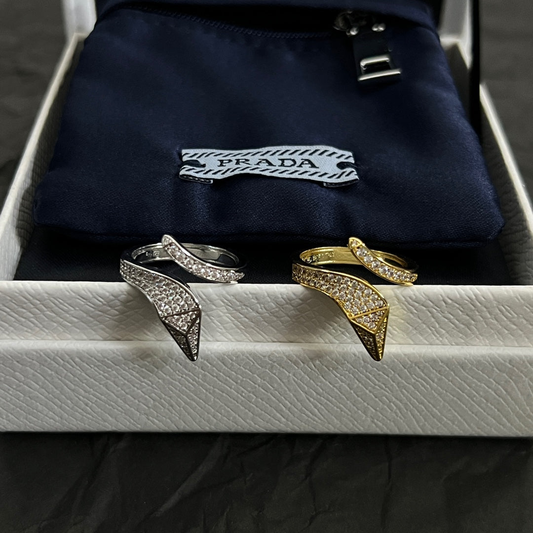 Eternal Snake 18K Gold Ring