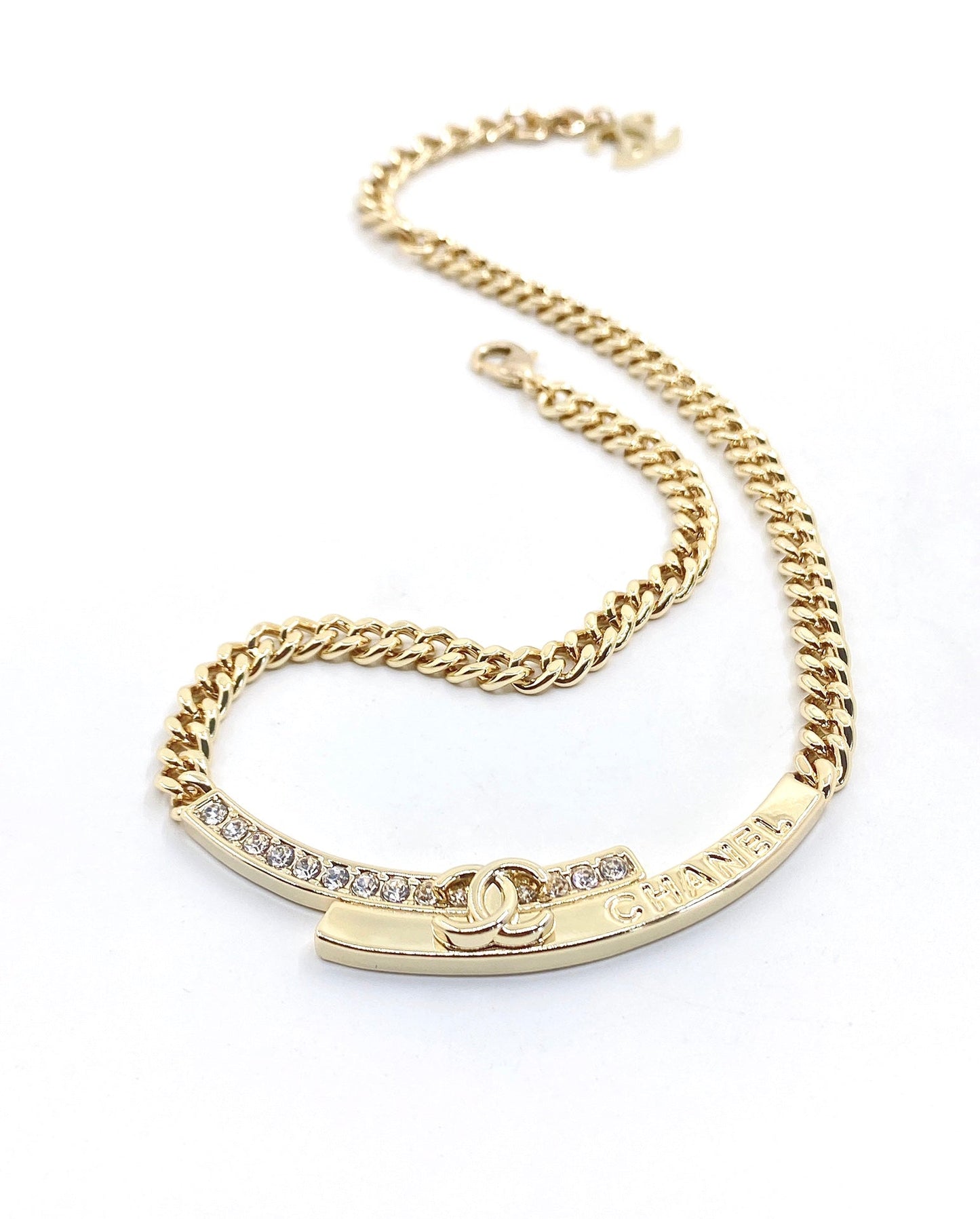 Chanel Diamonds Choker 18K Gold Necklace