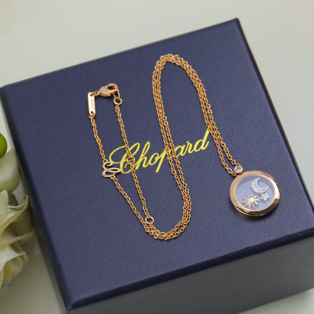 Happy Diamonds Pendant 18K Gold Necklace