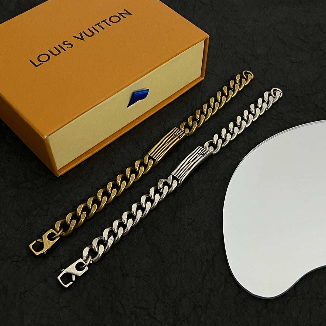Louis Vuitton Vintage Chains 18K Gold Bracelet