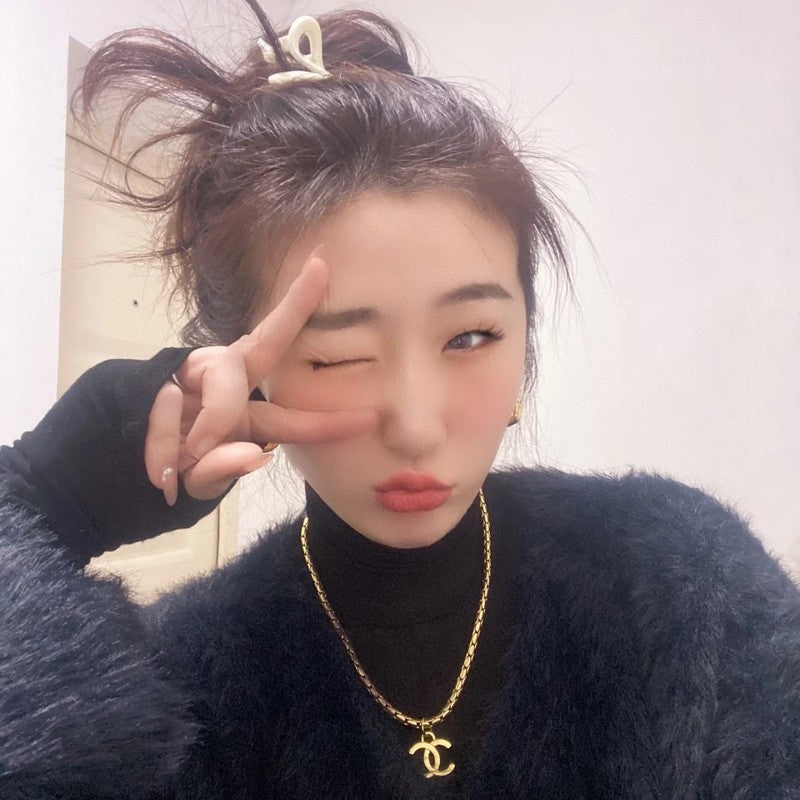 Chanel Vintage Gold Choker 18K Gold Necklace