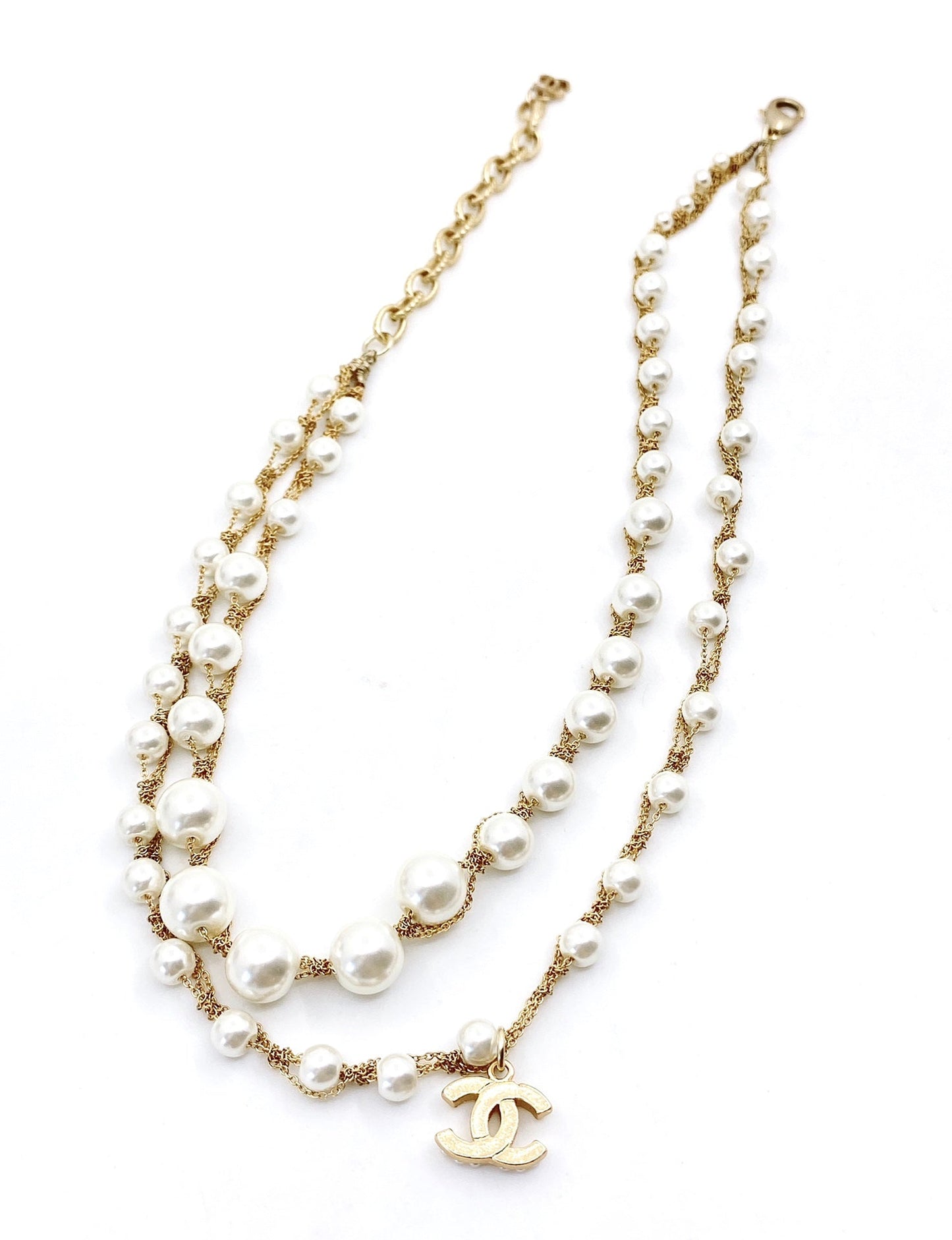 Chanel Pearls 18K Gold Necklace