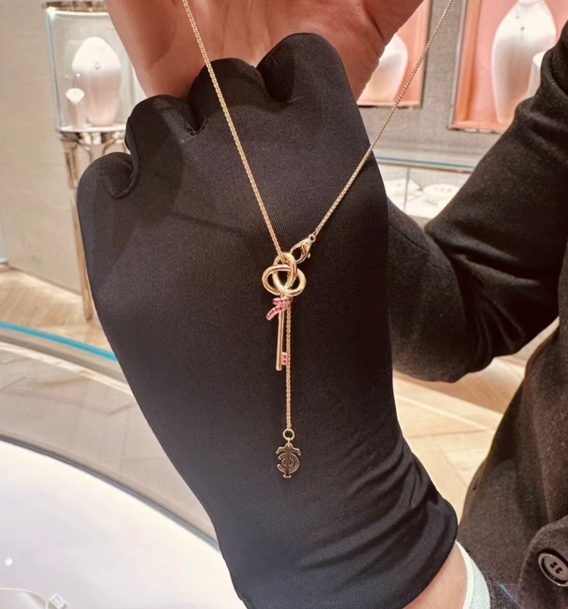 Tiffany Keys Woven Pink Diamonds Medium 18K Gold Necklace