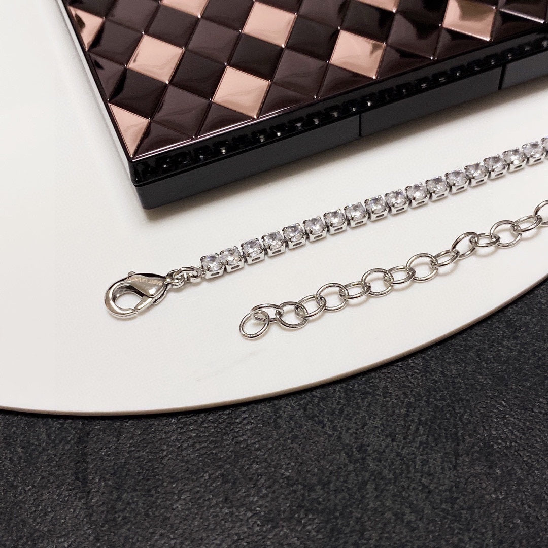 YSL Chain Diamond 18K Gold Necklace