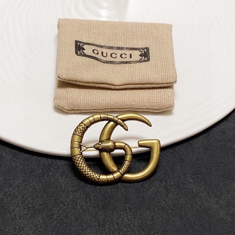 Gucci Double Snake 18K Gold Brooch