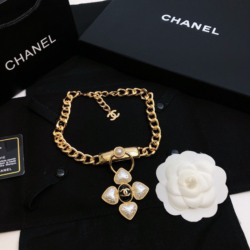 Chanel Pearl Choker Chain 18K Gold Necklace
