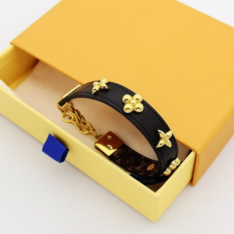 Louis Vuitton Fleurs Rivets 18K Gold Bracelet