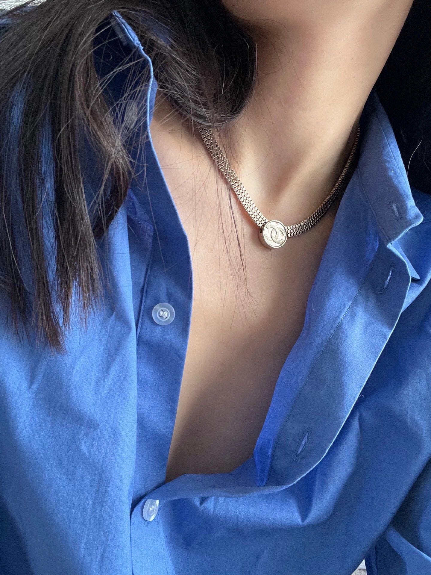 Chanel Choker Chain 18K Gold Necklace