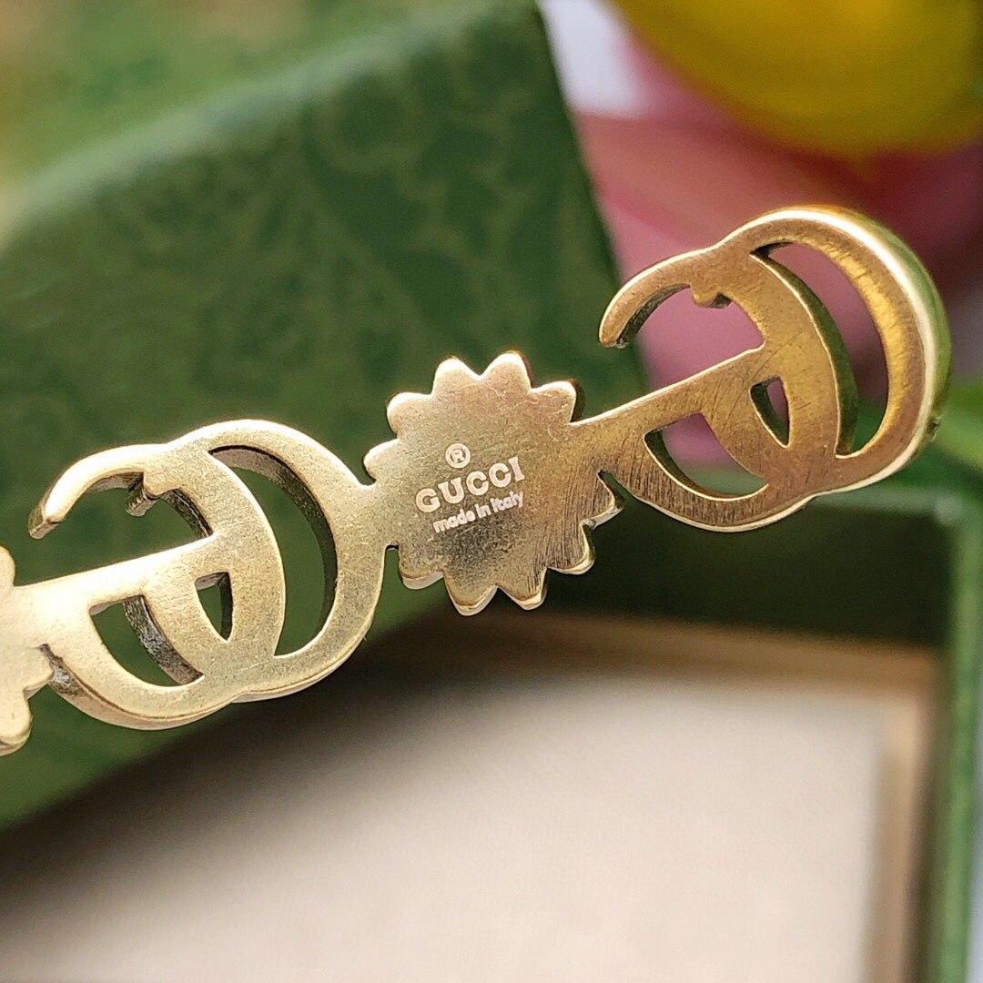 Gucci Double Flowers Open Cuff 18K Gold Bracelet