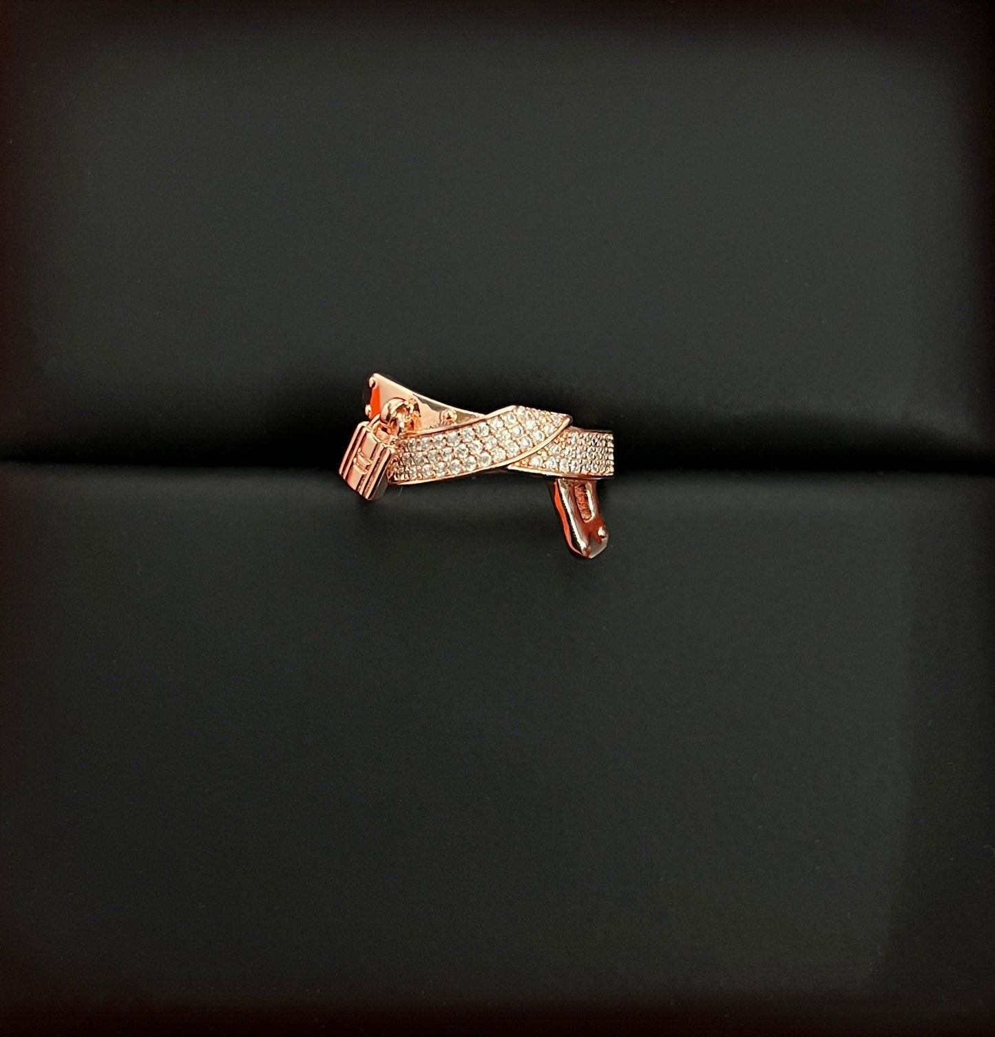Hermes Kelly Gavroche Diamonds 18K Gold Ring