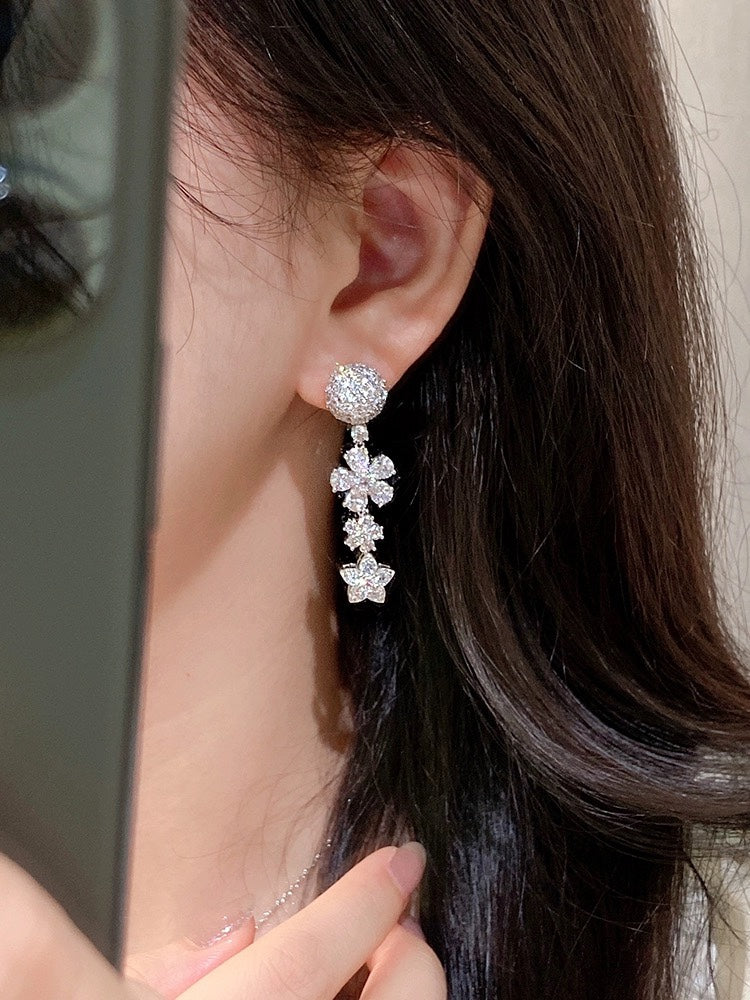 Folie Des Pr ̈¦s 18K Gold Earrings
