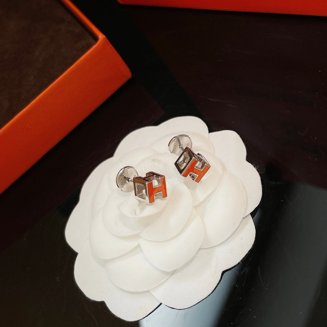 Hermes Cage D'H 18K Gold Earrings