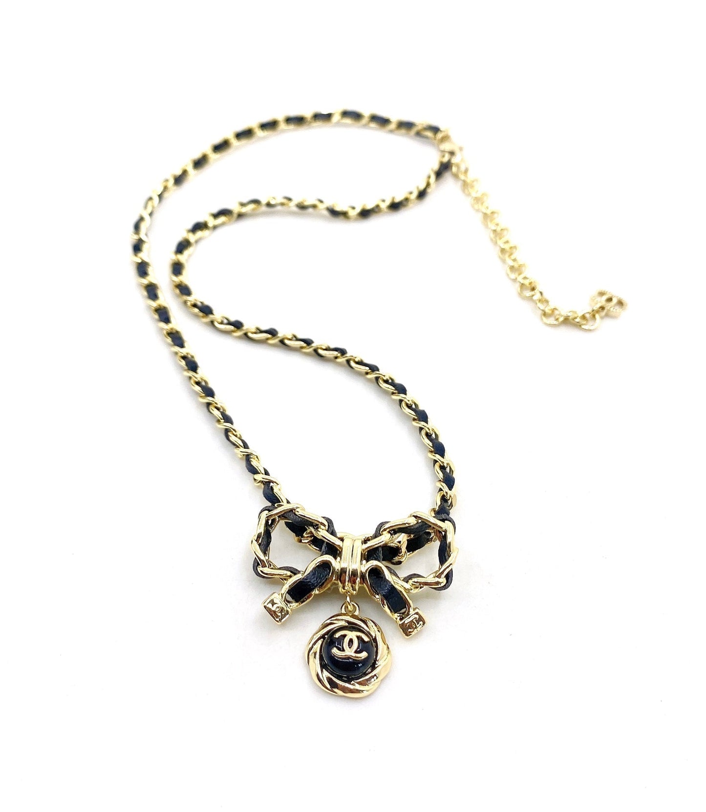 Chanel Rhinestone Bow Tie 18K Gold Necklace