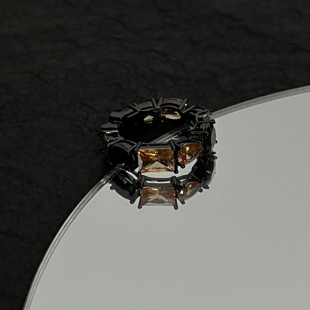 Louis Vuitton Light Crystals 18K Gold Ring