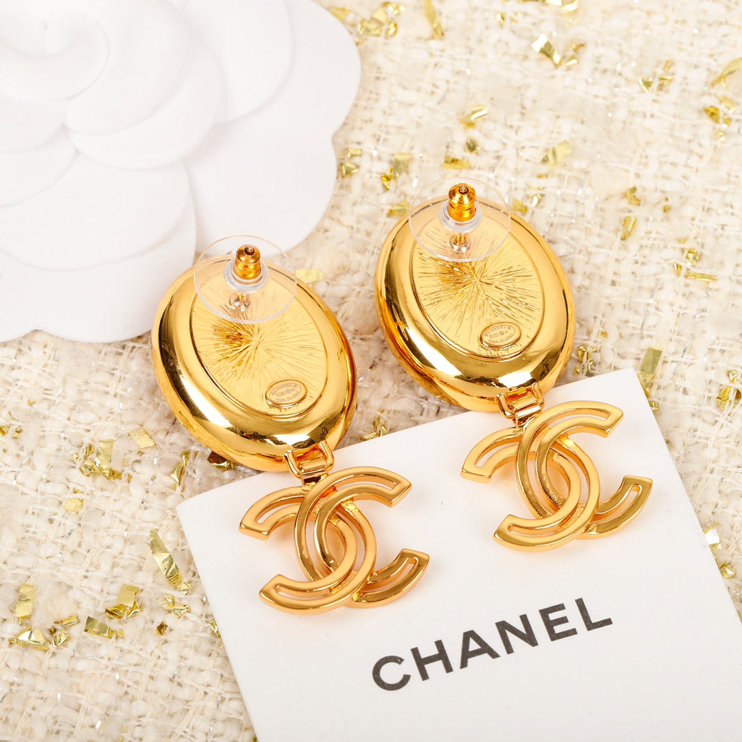 Chanel Red Crystal Pendant 18K Gold Earrings