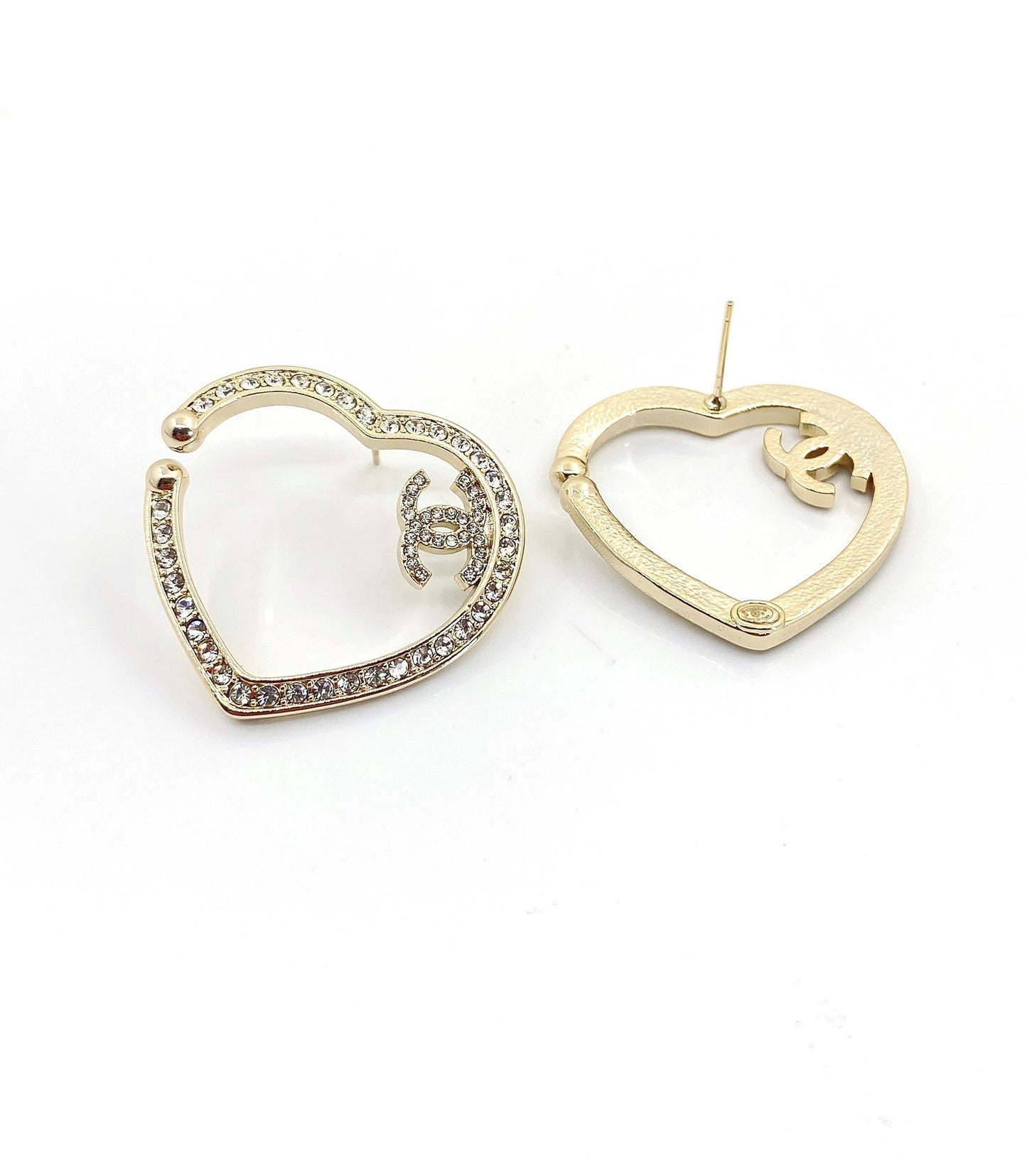 Chanel Diamond Heart 18K Gold Earrings