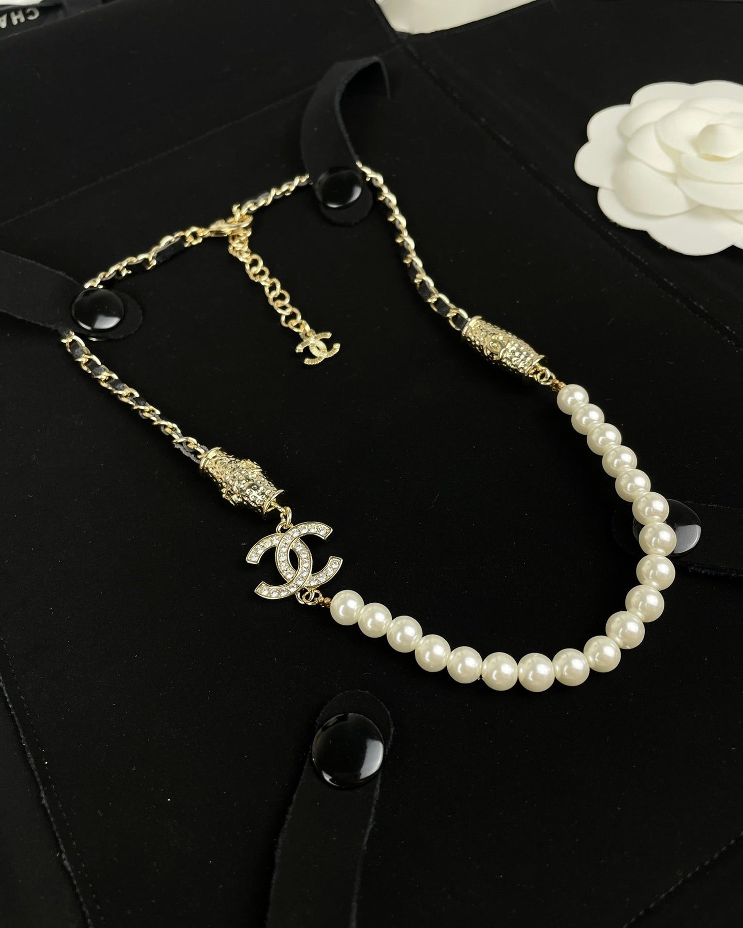 Chanel Crystals Choker 18K Gold Necklace
