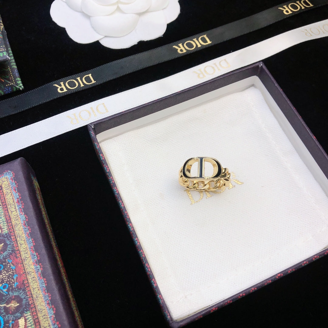 Dior Petit Chain Link 18K Gold Ring