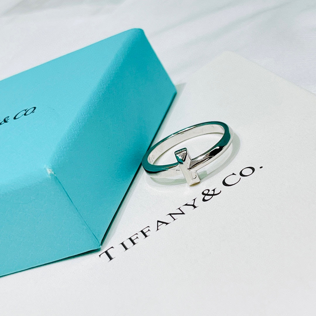 Tiffany T1 18K Gold Ring