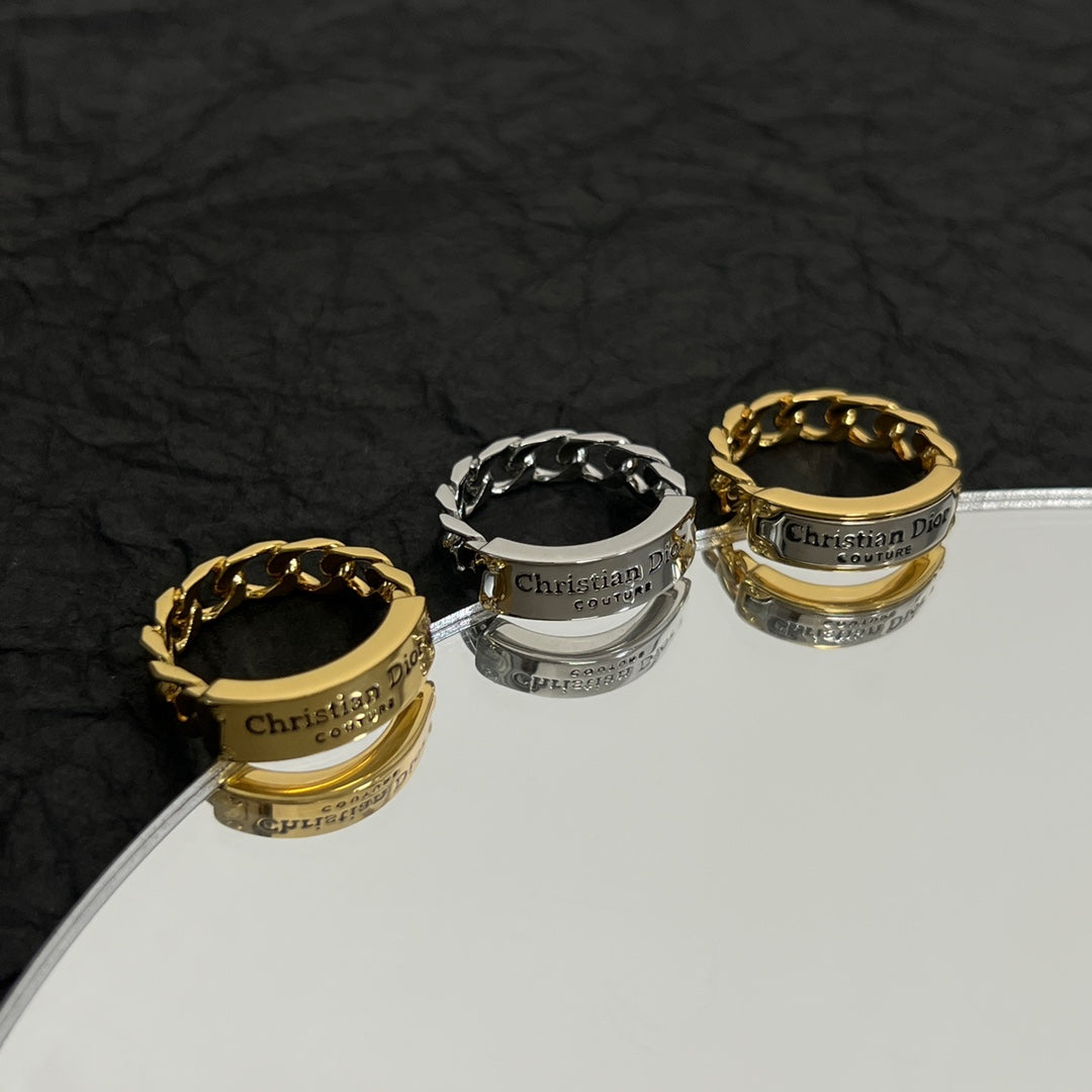 Dior Couture Chain Link 18K Gold Ring