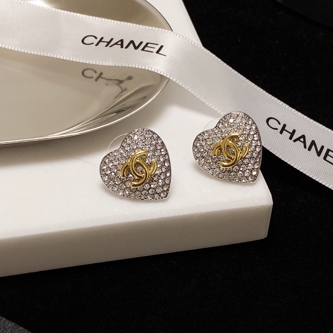 Chanel Heart Diamonds 18K Gold Earrings