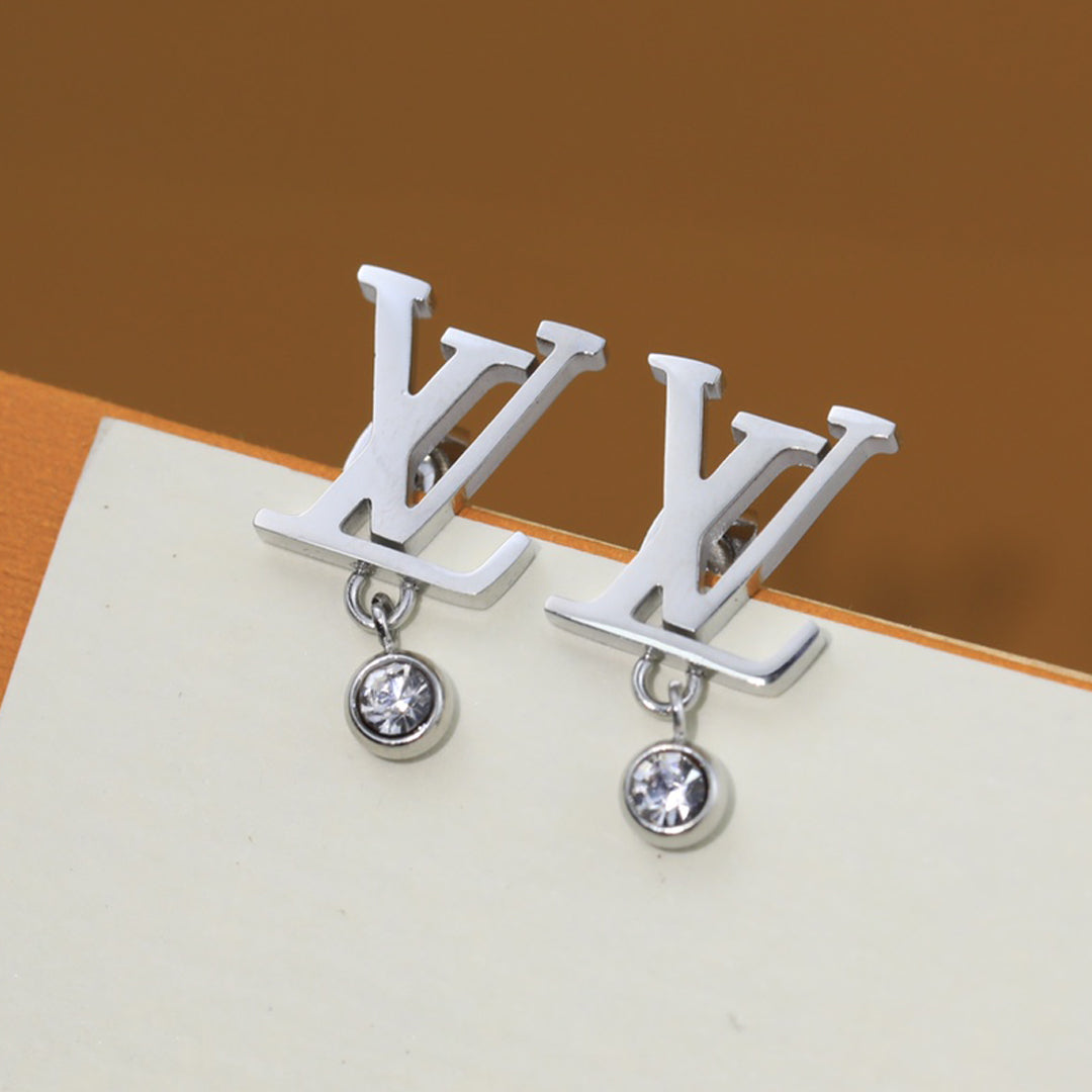 Louis Vuitton Diamond 18K Gold Earrings