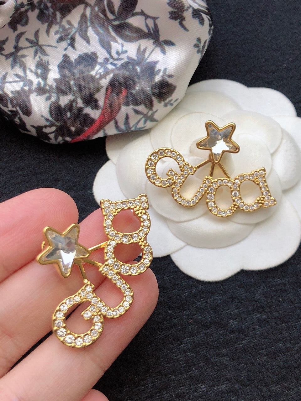 Gucci Double Script Star 18K Gold Earrings