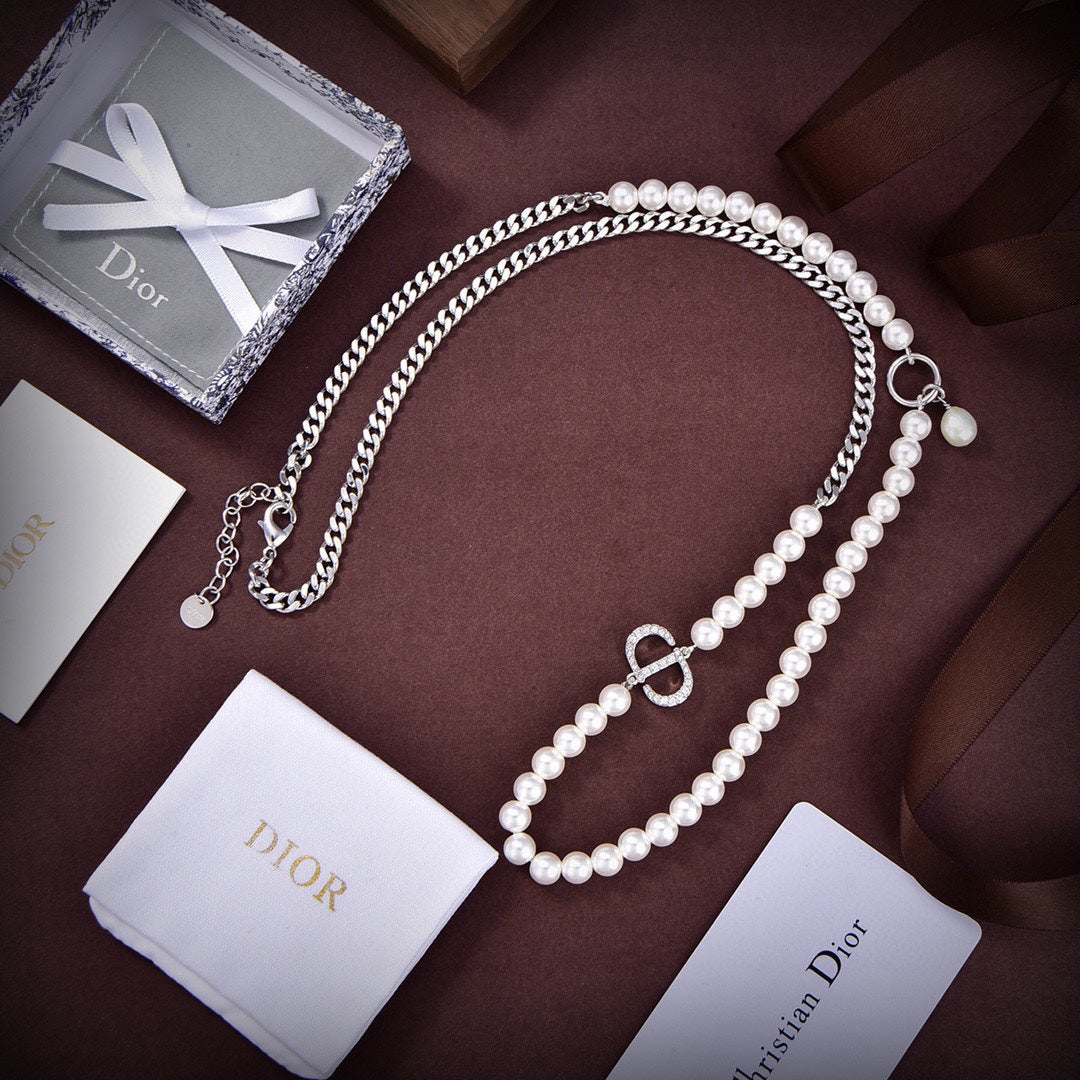 Dior Celine Gourmette Pearls 18K Gold Necklace