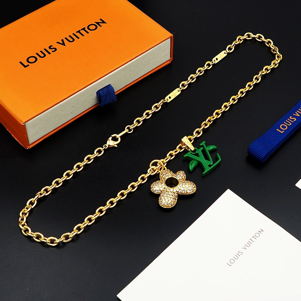Louis Vuitton Blooming Pendant 18K Gold Necklace