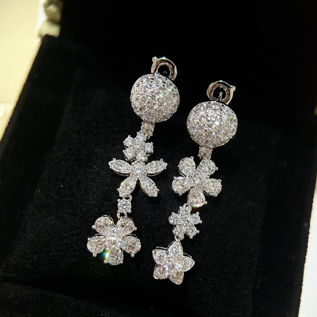 Folie Des Pr ̈¦s 18K Gold Earrings