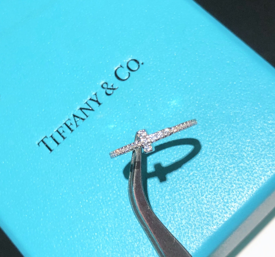 Tiffany Diamond Wire 18K Gold Ring