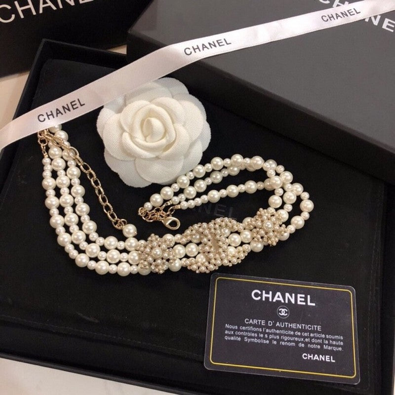 Chanel Pearl Choker 18K Gold Necklace