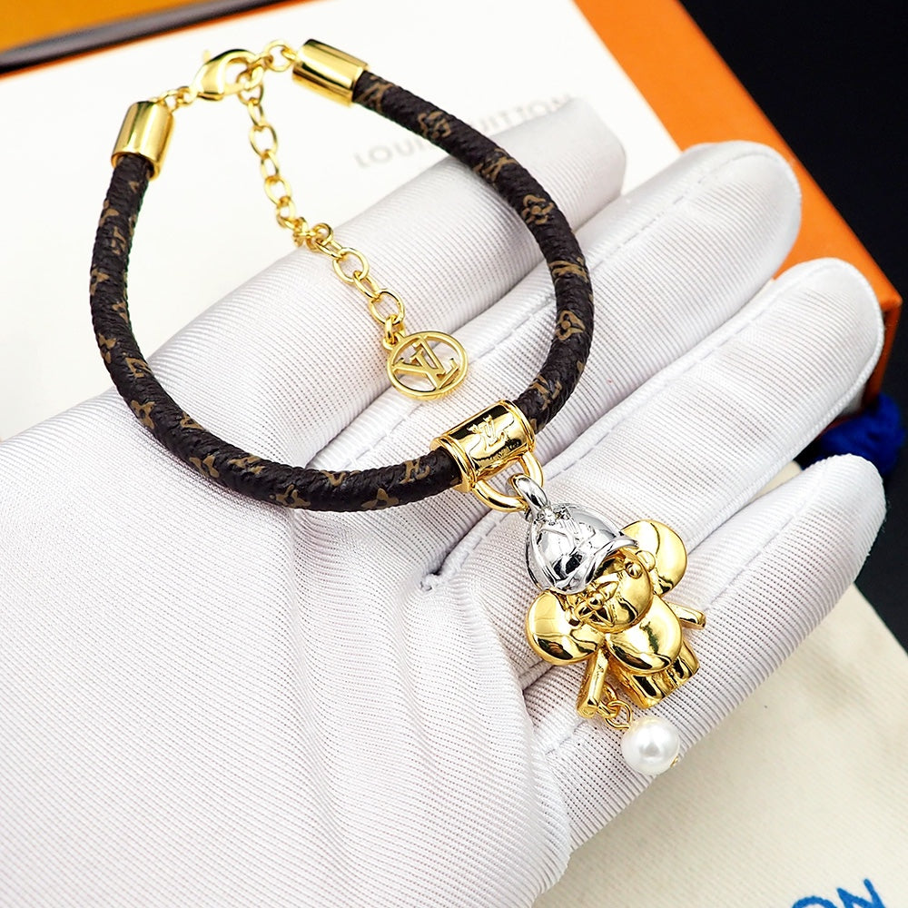 Louis Vuitton Vivienne Pearls 18K Gold Bracelet