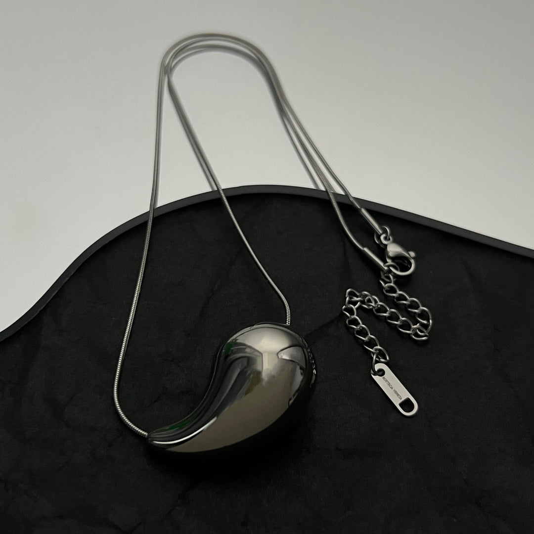Bvlgari Drop Pendant 18K Gold Necklace