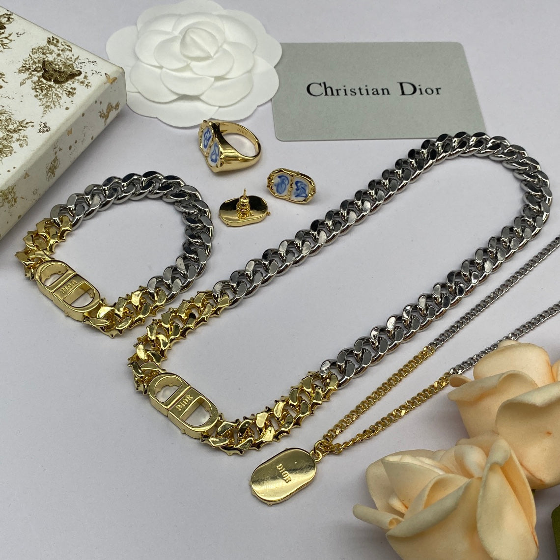 Dior Icon Chain Blue White Resin 18K Gold Necklace