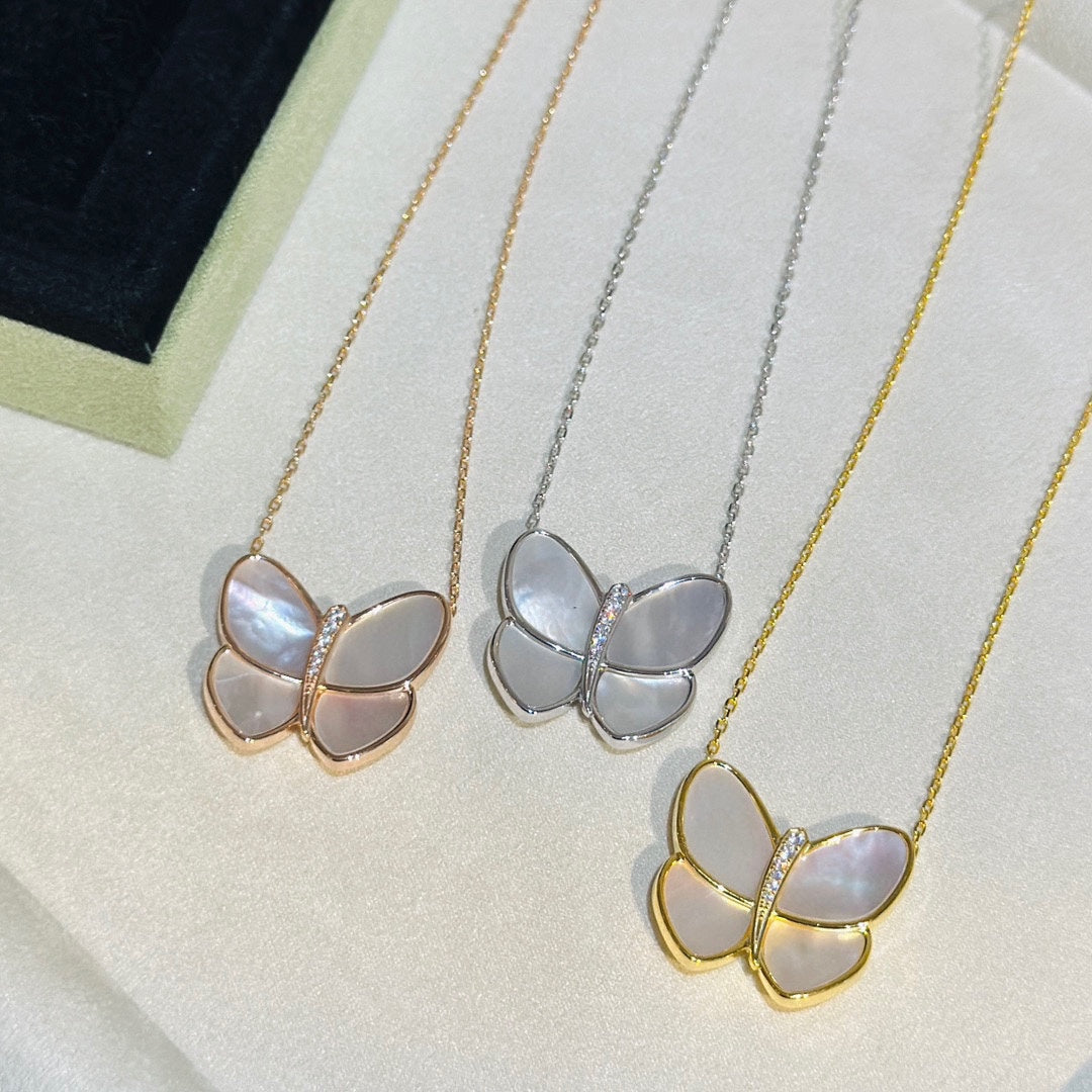 Butterfly Pearl 18K Gold Necklace